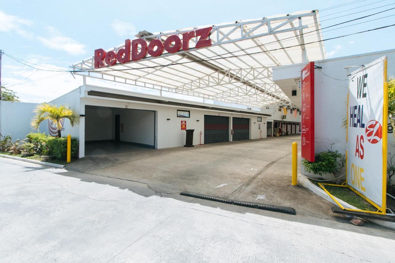 Reddoorz @ El Runway Hotel Bulacan ภายนอก รูปภาพ